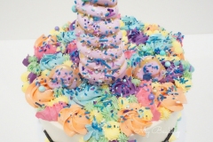 Unicorn - Chocolate Cake with Vanilla Swiss Meringue Buttercream