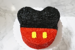 Mickey Mouse: Vanilla Chiffon Cake with Vanilla Swiss Meringue Buttercream