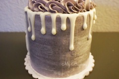 Vanilla Cake filled with Honey & Fig Swiss Meringue Buttercream