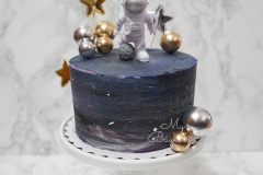 Astronaut: Vanilla Chiffon Cake with Yuzu Whipped Cream