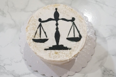Scales of Justice: Vanilla Cake with Vanilla Swiss Meringue Buttercream